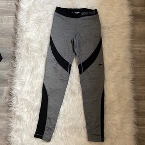 Nike pro hyper warm leggings